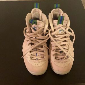 (WMNS) Nike Air Foamposite One 'Particle Beige' AA3963-200